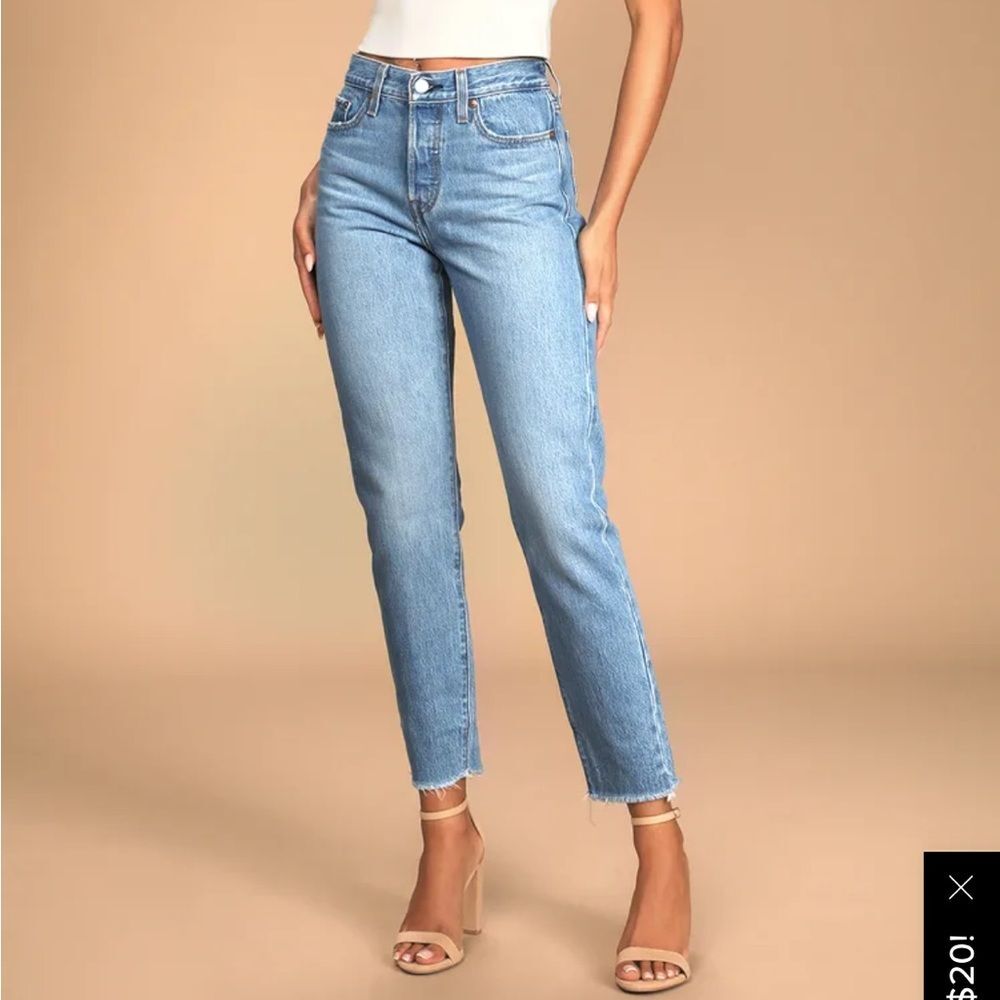 Levi Wedgie Straight Jeans